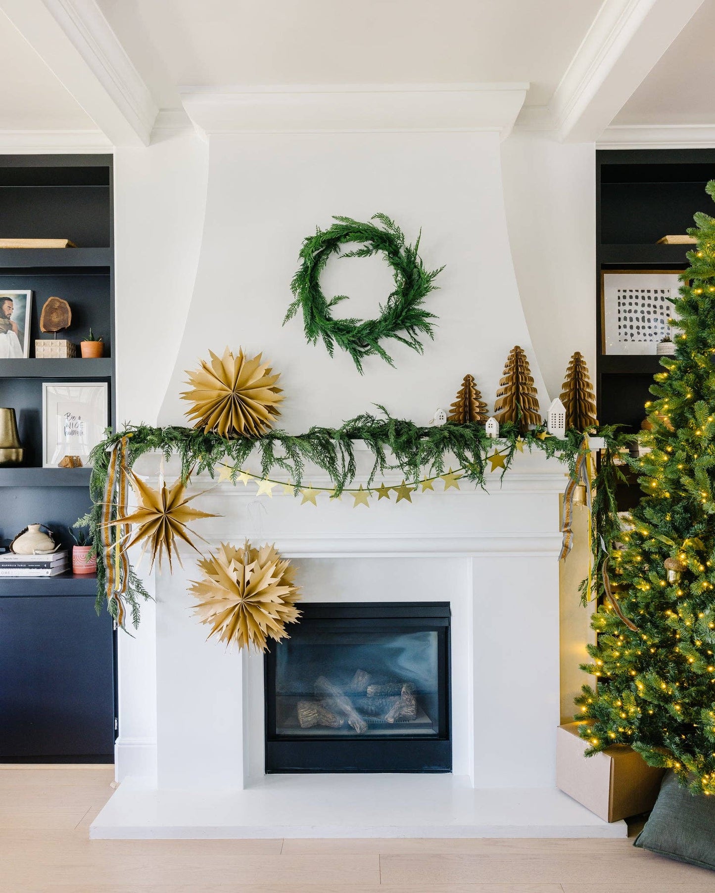 Kraft Accordian Paper Tree