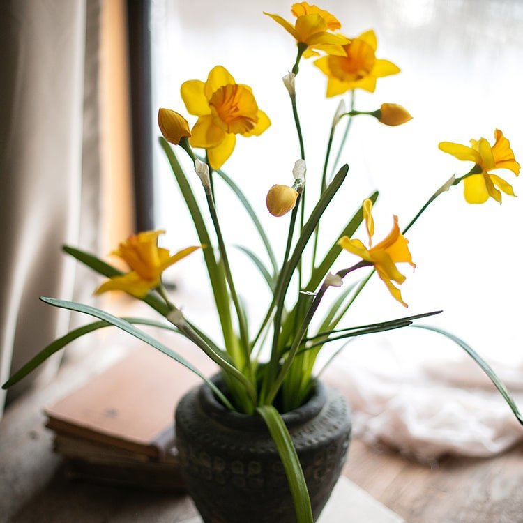 Artificial Silk Yellow Daffodil Stem (ONLINE EXCLUSIVE)
