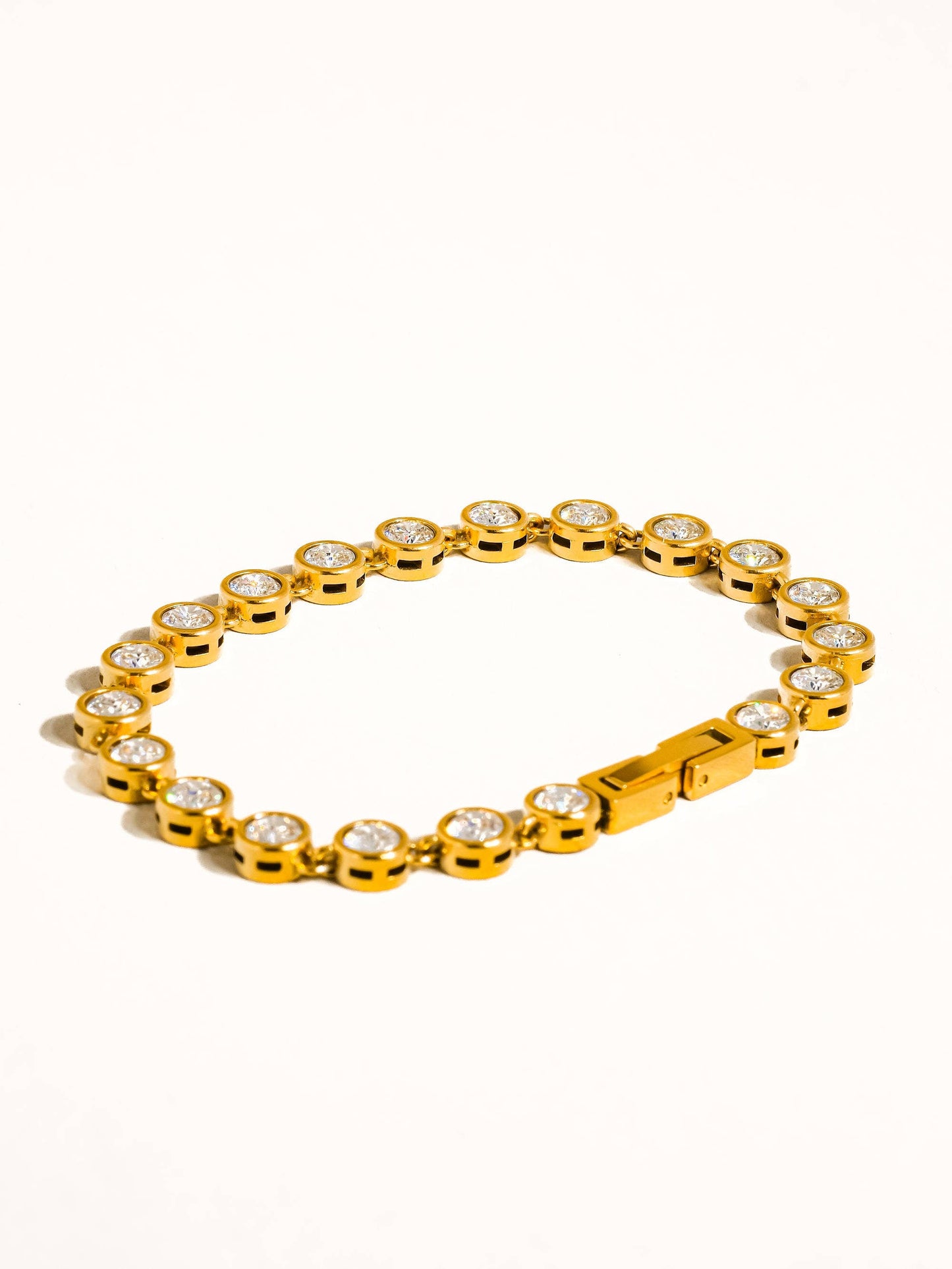 Gold Round Stone Bracelet