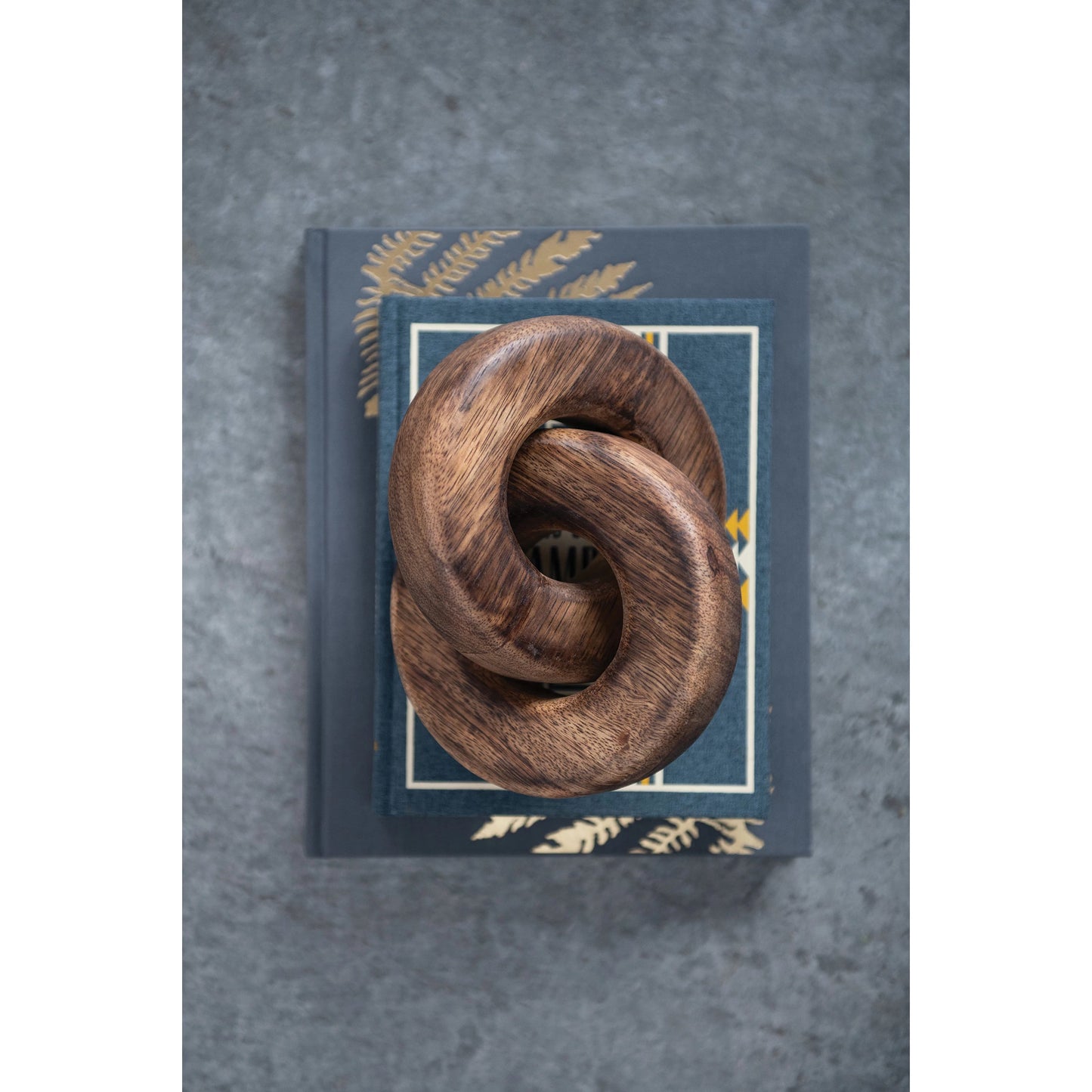 Mango Wood Chain Link Decor