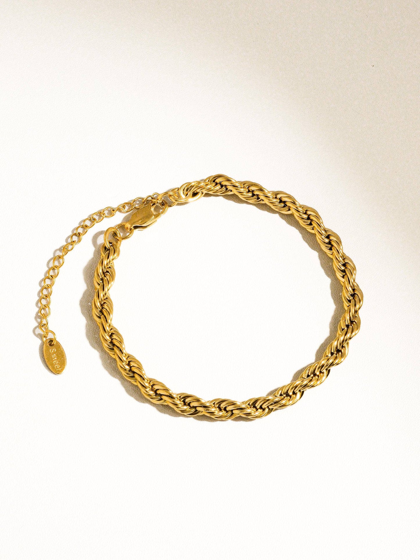 Sadie Gold Non-Tarnish Braided Bracelet