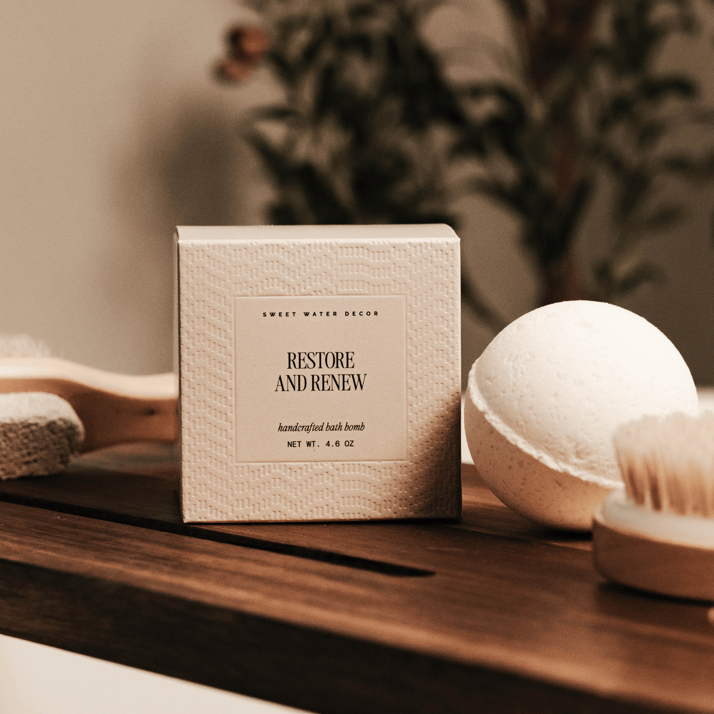 Bath Bomb - Restore and Renew White Eucalyptus (ONLINE EXCLUSIVE)