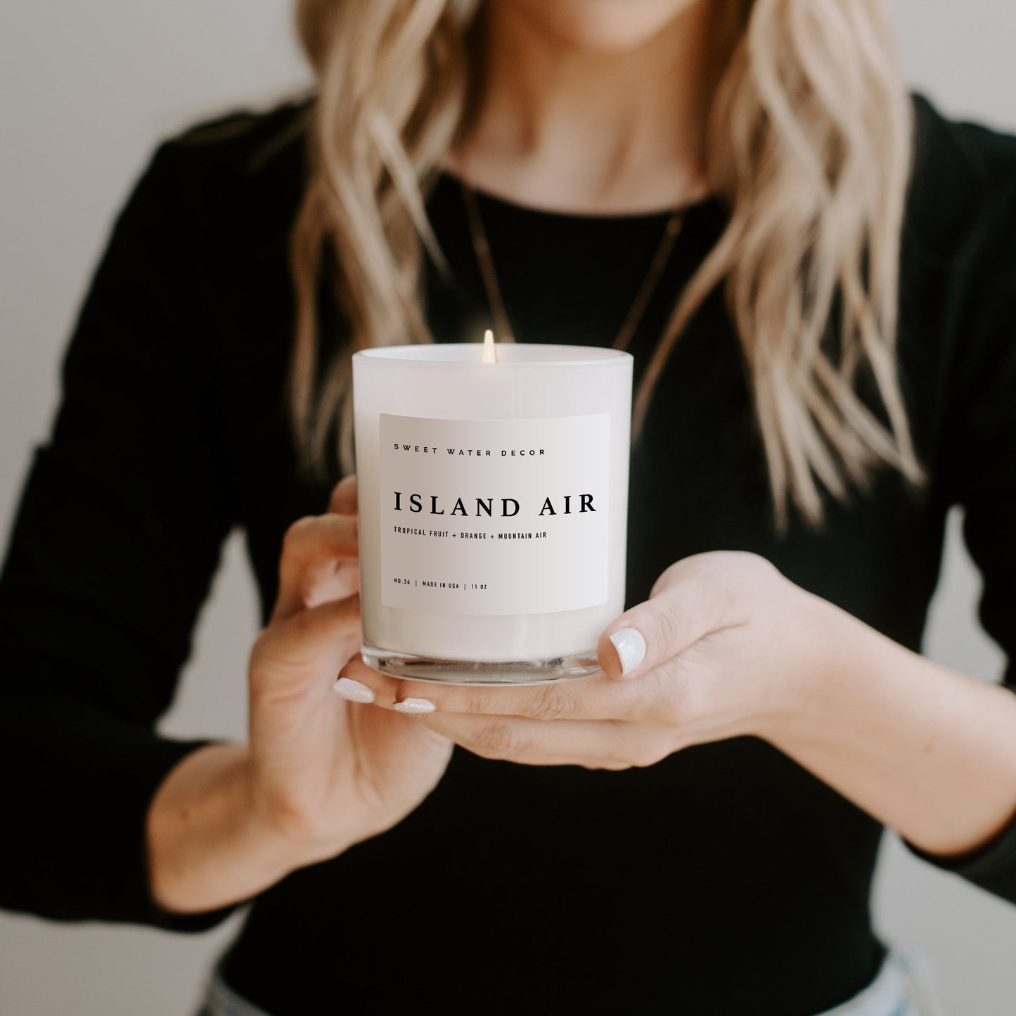 Island Air Soy Candle (ONLINE EXCLUSIVE)
