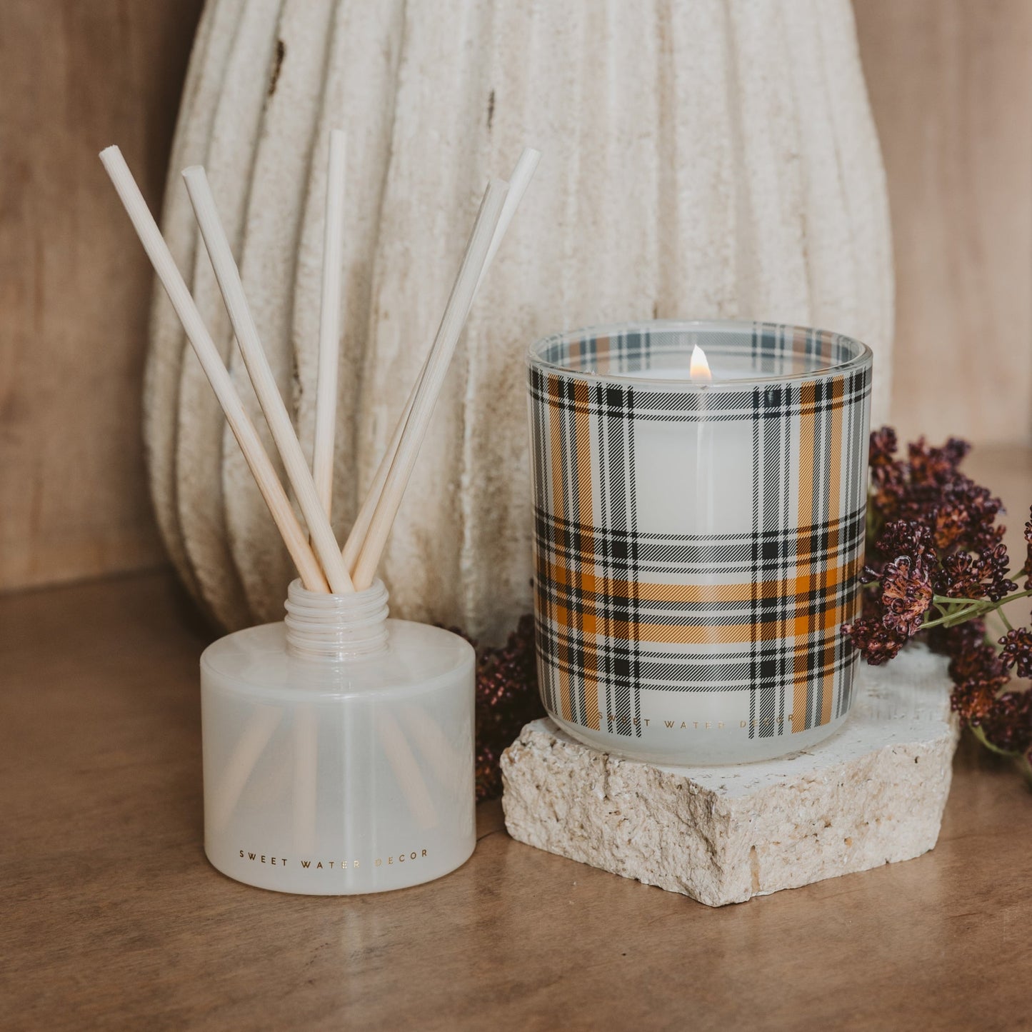 Hello Fall Candle (ONLINE EXCLUSIVE)