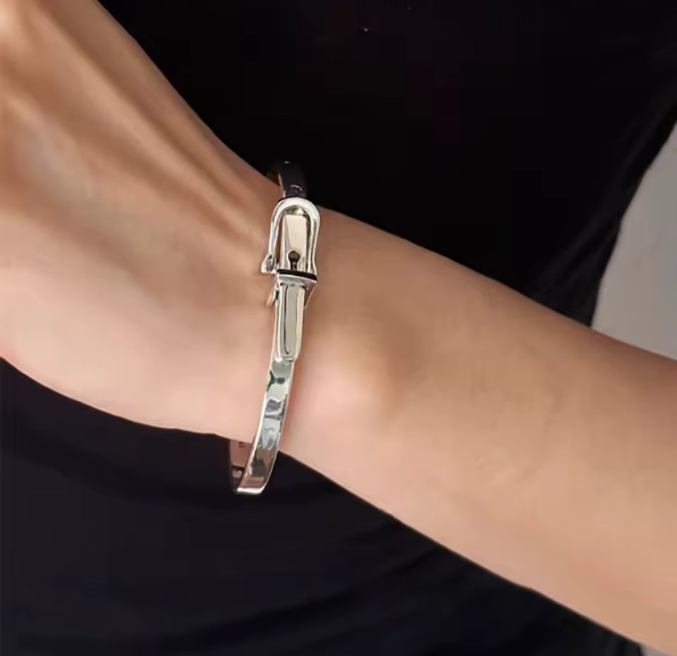 Silver Belt Bangle