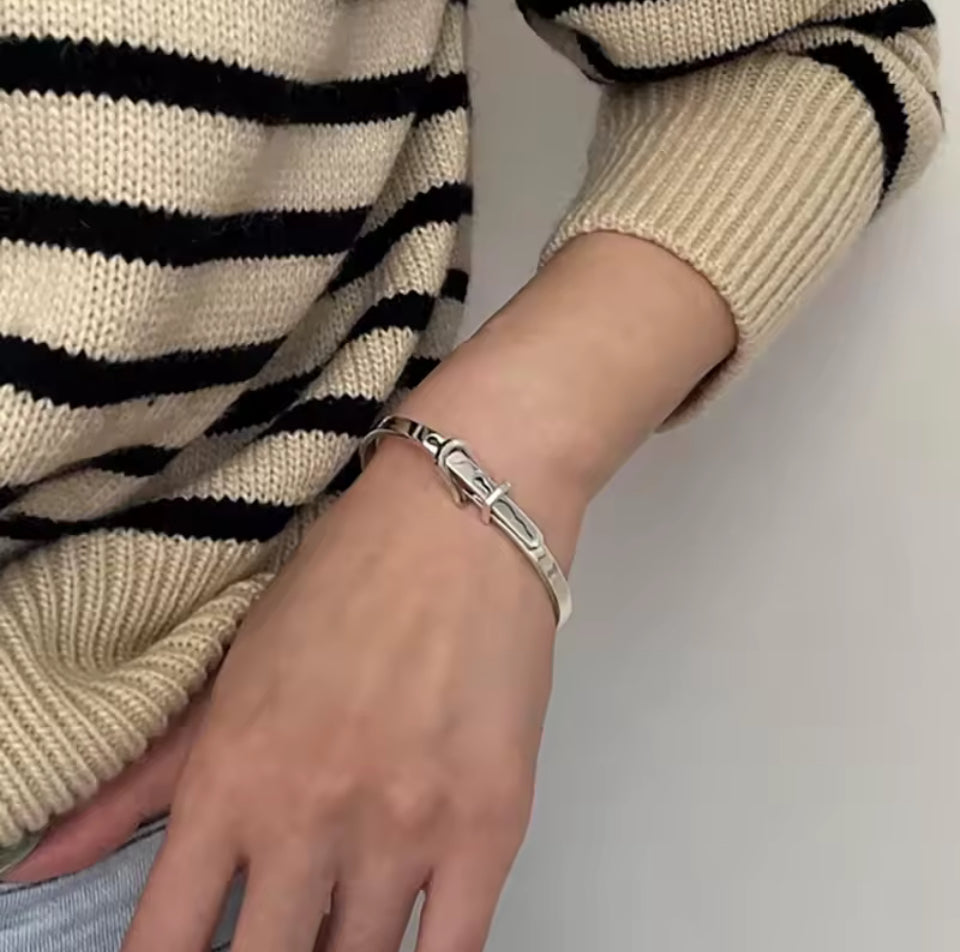 Silver Belt Bangle