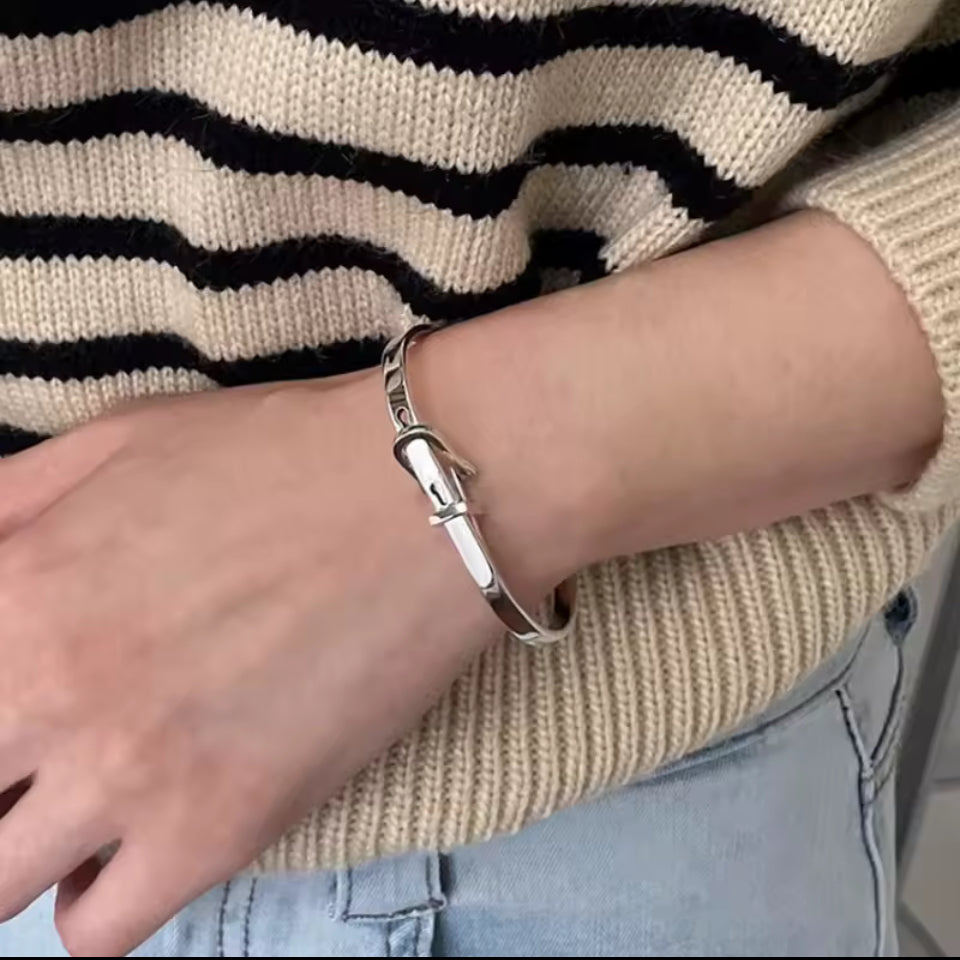 Silver Belt Bangle