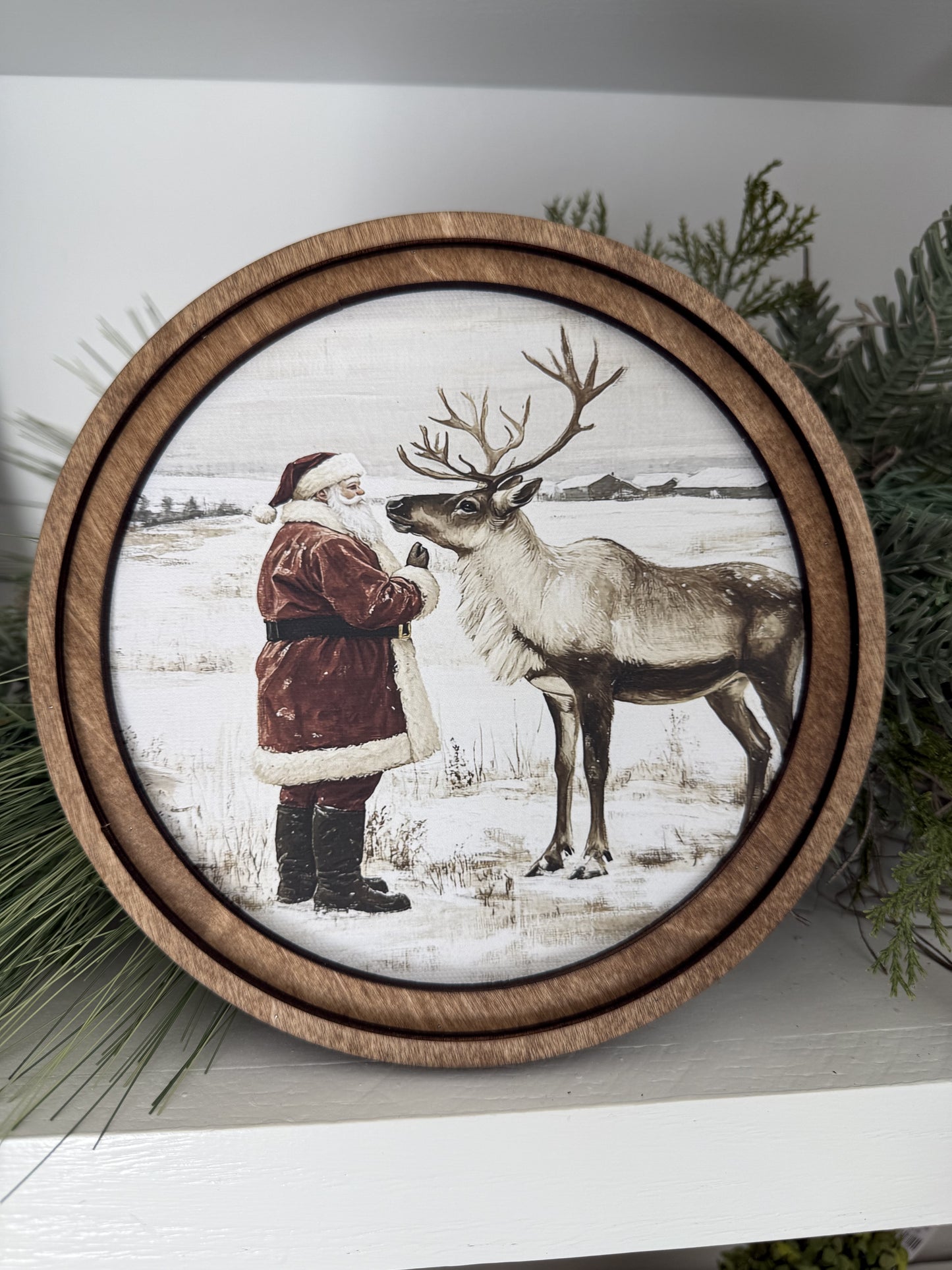 8" Round Santa Reindeer Neutral Art