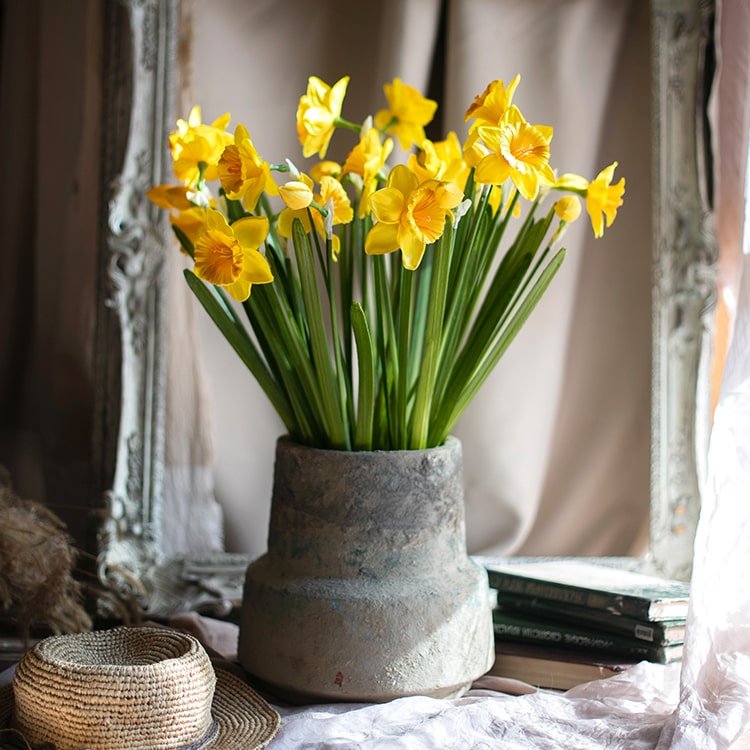 Artificial Silk Yellow Daffodil Stem (ONLINE EXCLUSIVE)