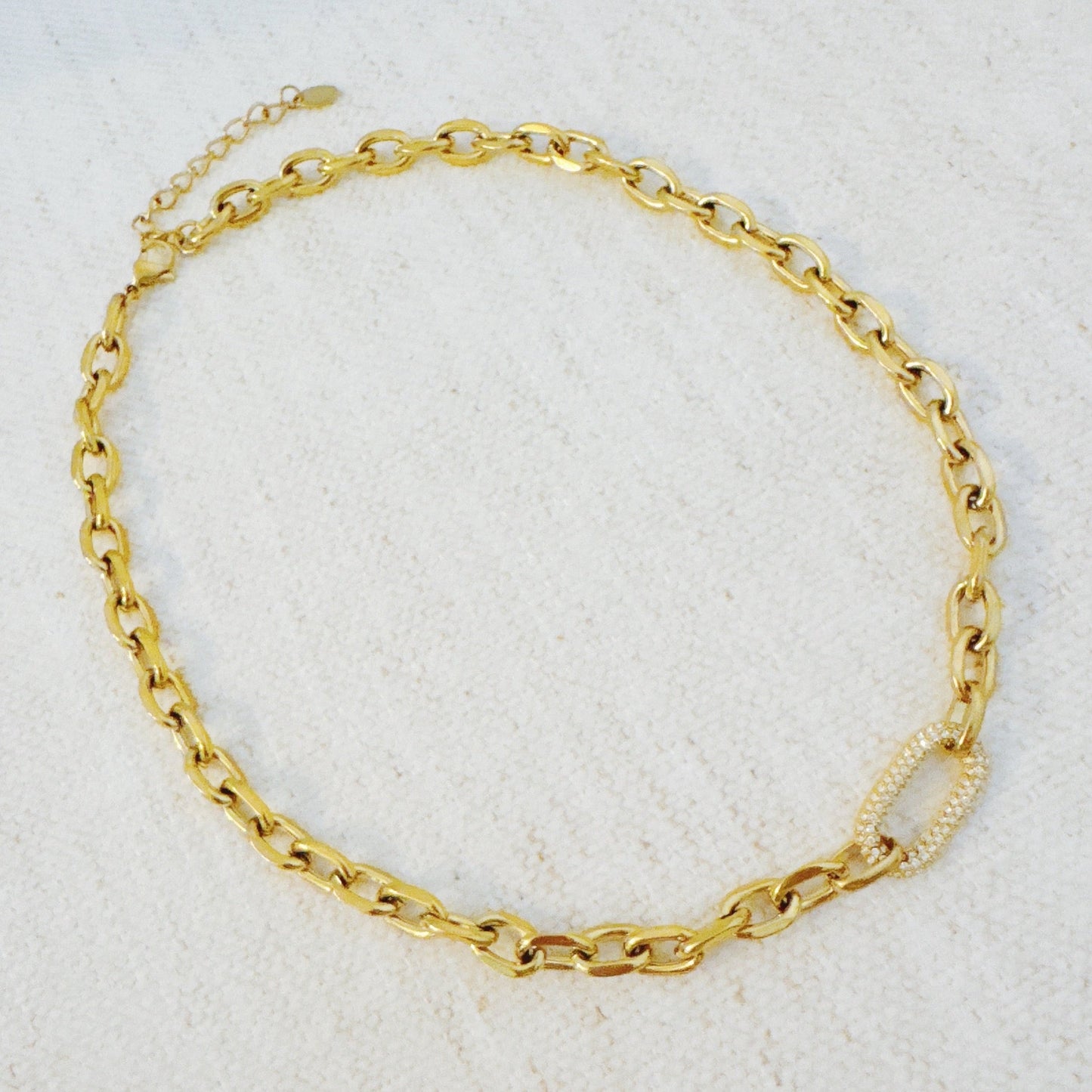 Lock Chain Necklace (ONLINE EXCLUSIVE)