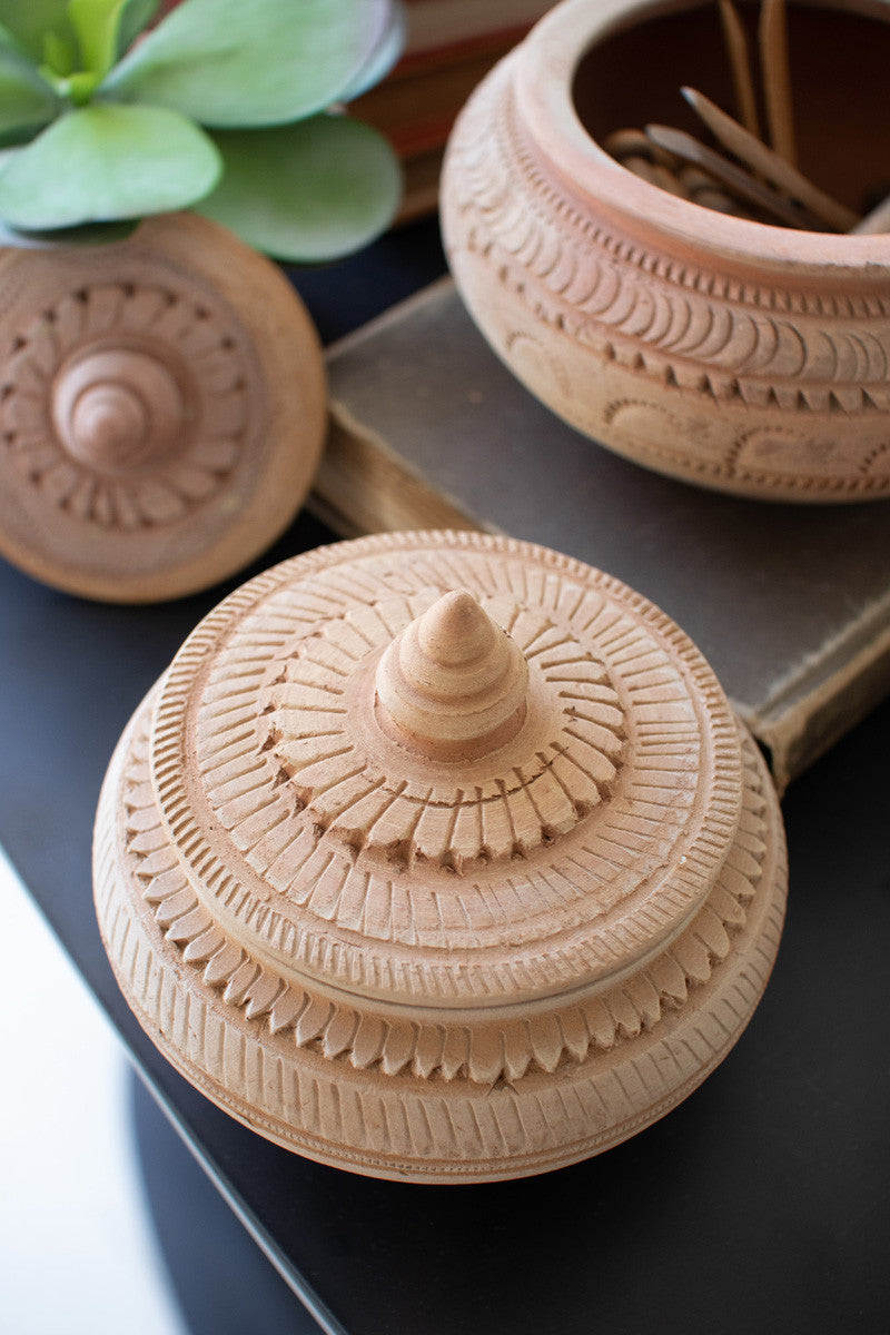 Stamped Clay Vessels